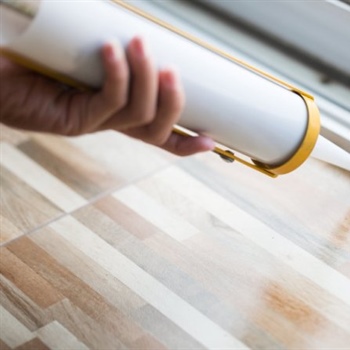 5 Ways to Fix a Drafty Home