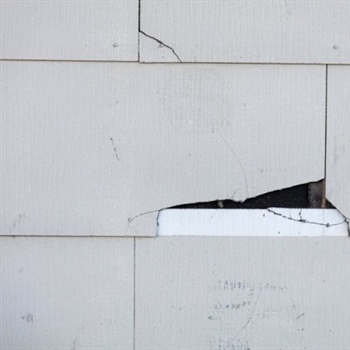 What to Do After Your Siding Has Been Damaged in a Winter Storm