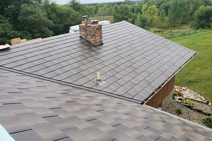 How Old Is Your Roof? Understanding Roofing Material Lifespans